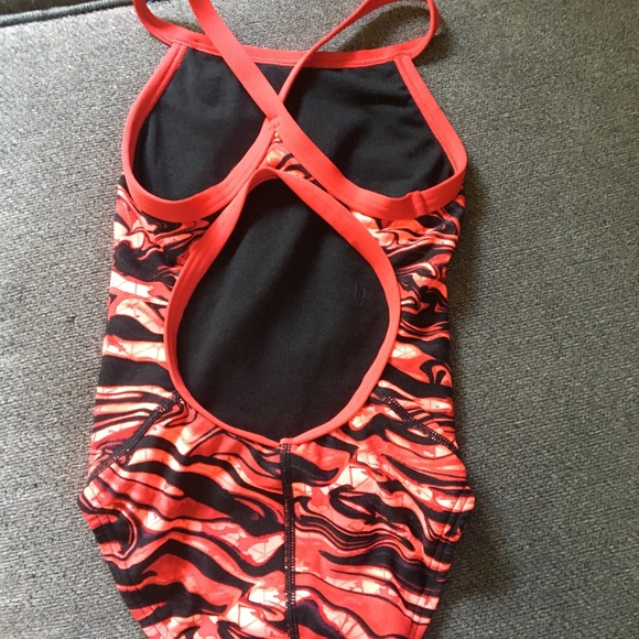 TYR Athletic Swim Suit - Picture 3 of 4